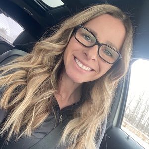 Meet your Posher, Robyn